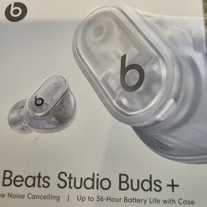 Beats clear Studio buds